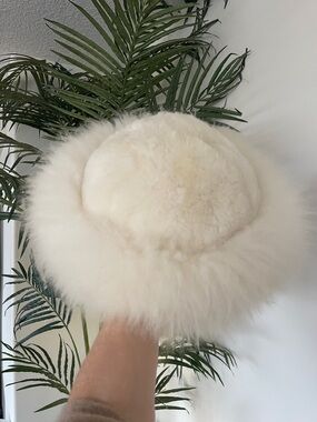 ALPINE GODDESS SHEEPSKIN FUR HAT